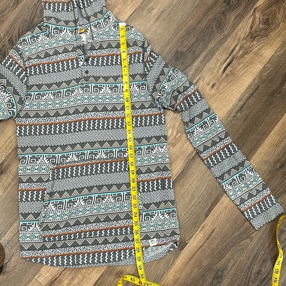 Free Planet 100% cotton Aztec pattern hoodie sweatshirt size Medium gray - Picture 8 of 14